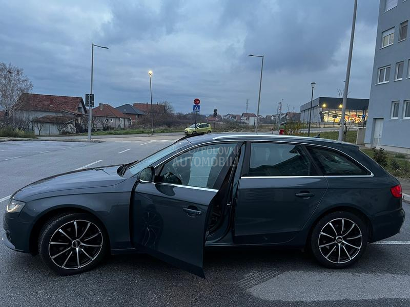 Audi A4 DIODA / F U L