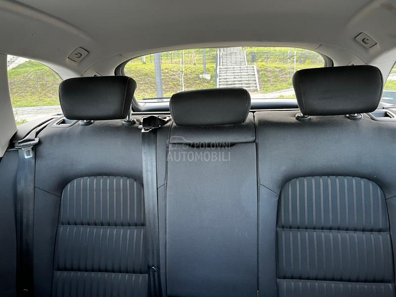 Audi A4 DIODA / F U L