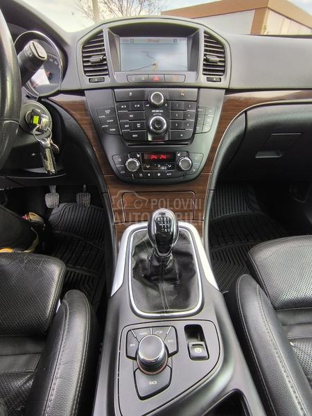 Opel Insignia 2.0D COSMO XEN/NAV