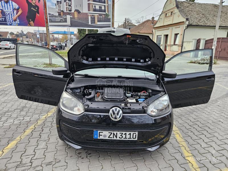 Volkswagen up! 1.0MPI BLACK UP