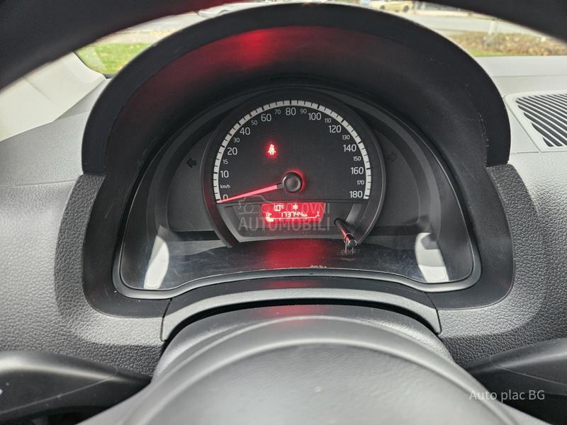 Volkswagen up! 1.0MPI BLACK UP