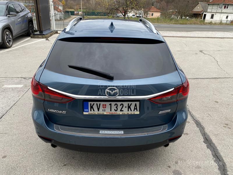 Mazda 6 