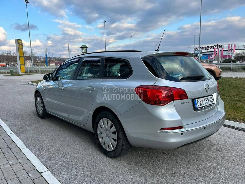 Opel Astra J CDTI