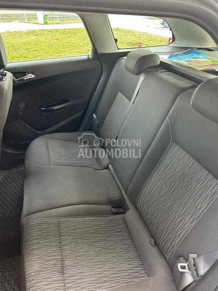 Opel Astra J CDTI