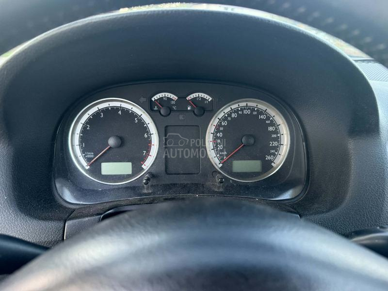 Delovi za Volkswagen Bora 1.6FSI 2002. god.