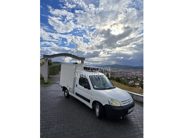 Citroen Berlingo HLADNJACA