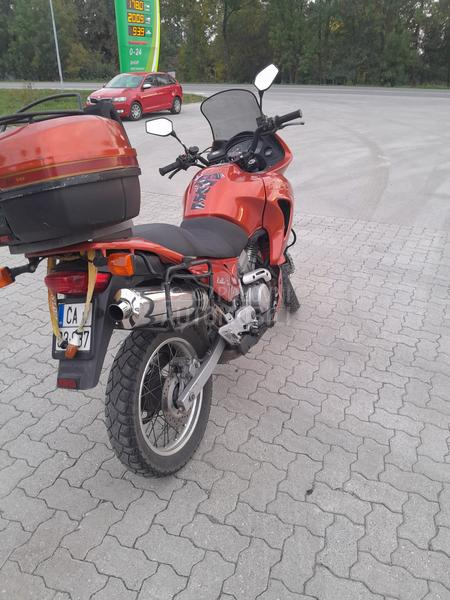Honda Transalp 650