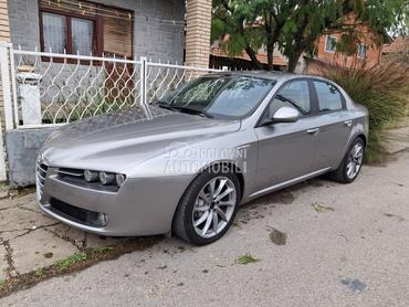 Alfa Romeo 159 