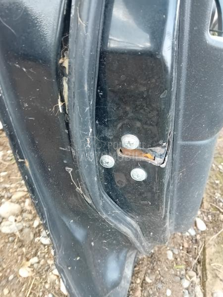 Prednja leva brava vrata