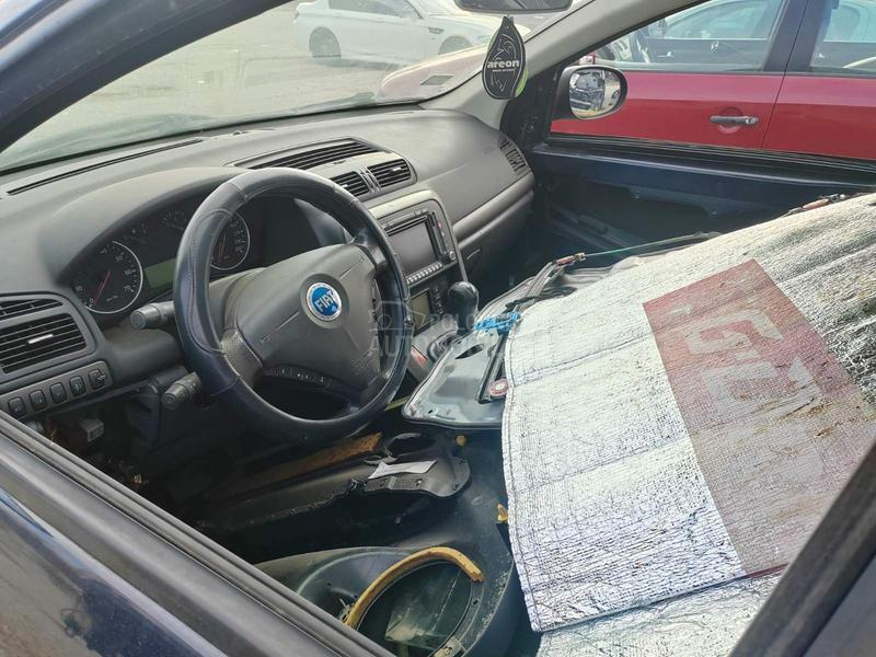 Fiat Croma 1.9d 2006. god. -  kompletan auto u delovima