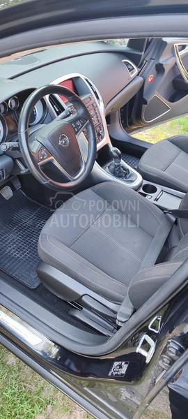 Opel Astra J 1.7CDTI