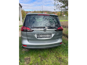 Stop svetla i stop lampe za Opel Zafira od 2012. do 2017. god.