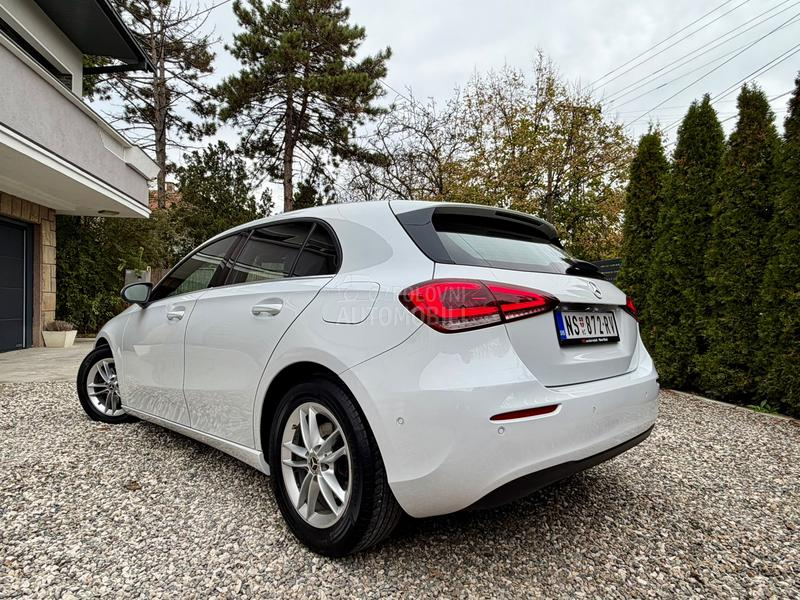 Mercedes Benz A 180 Perla/Virtal/Aut/Led