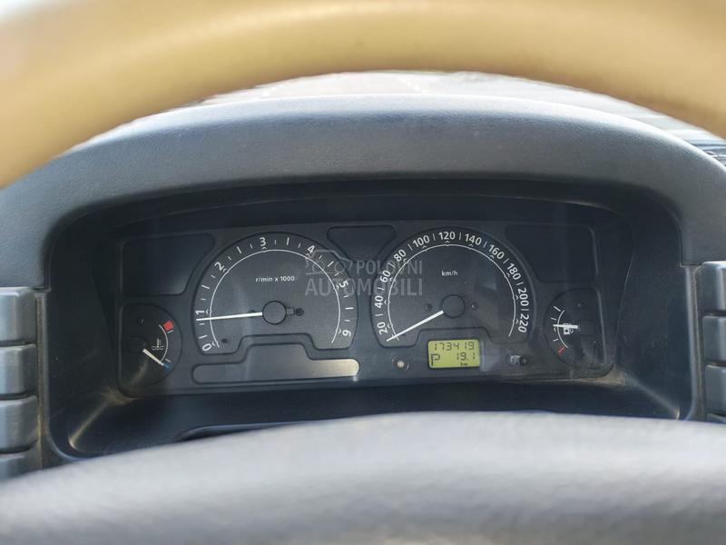 Land Rover Discovery 2.5 D
