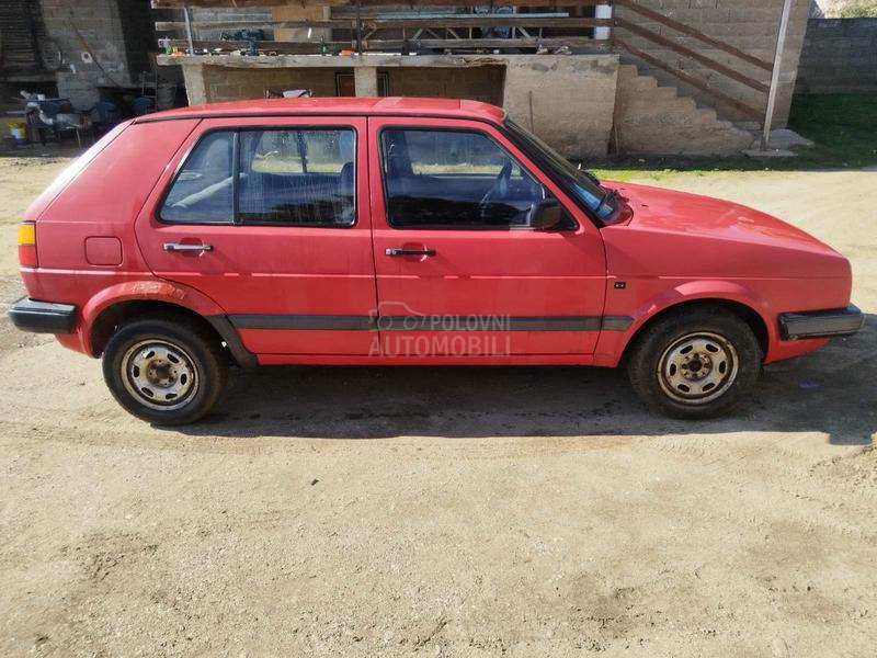 Volkswagen Golf 2 1.8