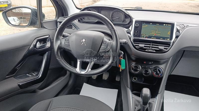 Peugeot 208 1.5 Blue BNM5 Active