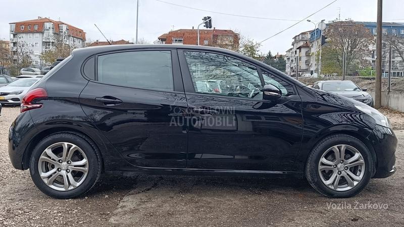 Peugeot 208 1.5 Blue BNM5 Active