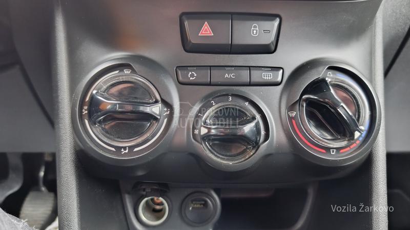 Peugeot 208 1.5 Blue BNM5 Active