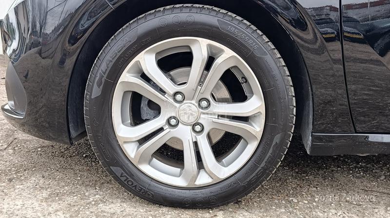 Peugeot 208 1.5 Blue BNM5 Active