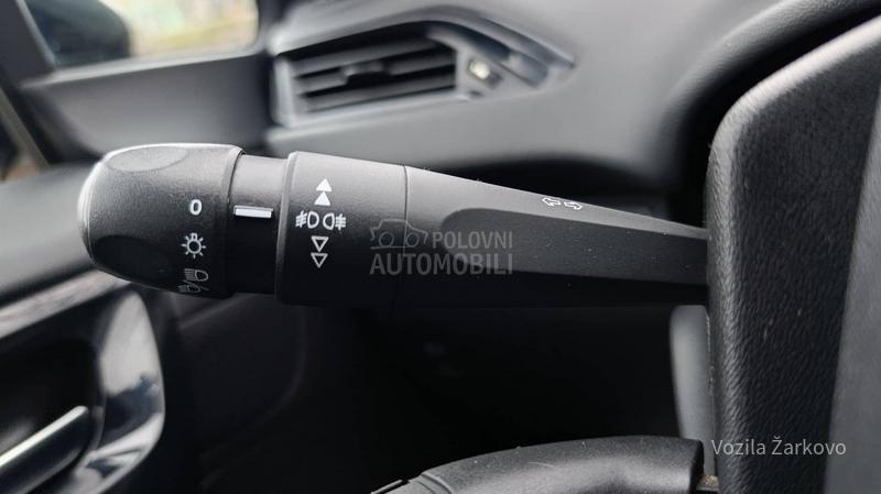 Peugeot 208 1.5 Blue BNM5 Active