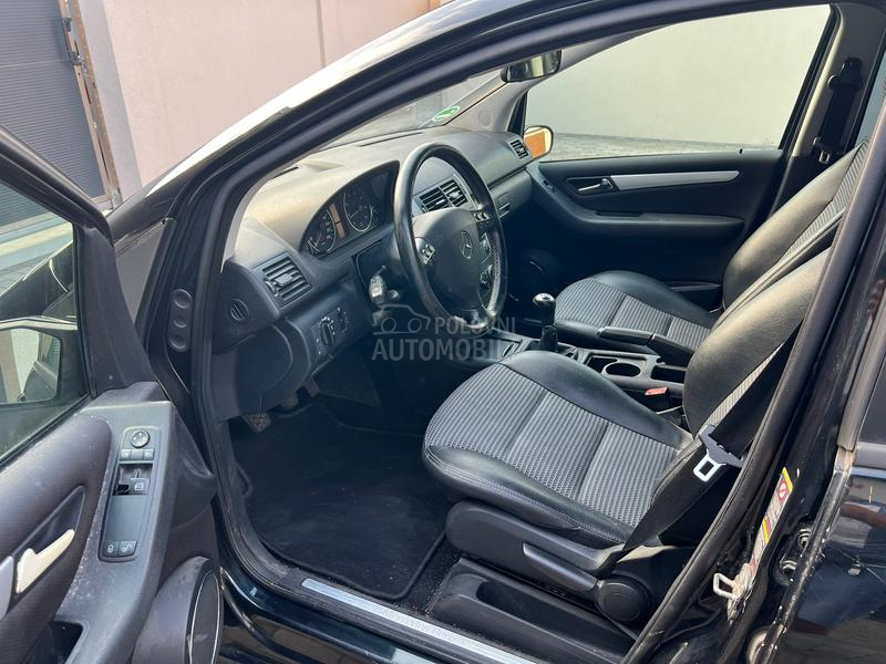 Mercedes Benz A 200 