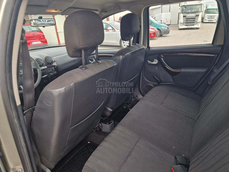 Dacia Duster 1.6 B E N Z/4X4/
