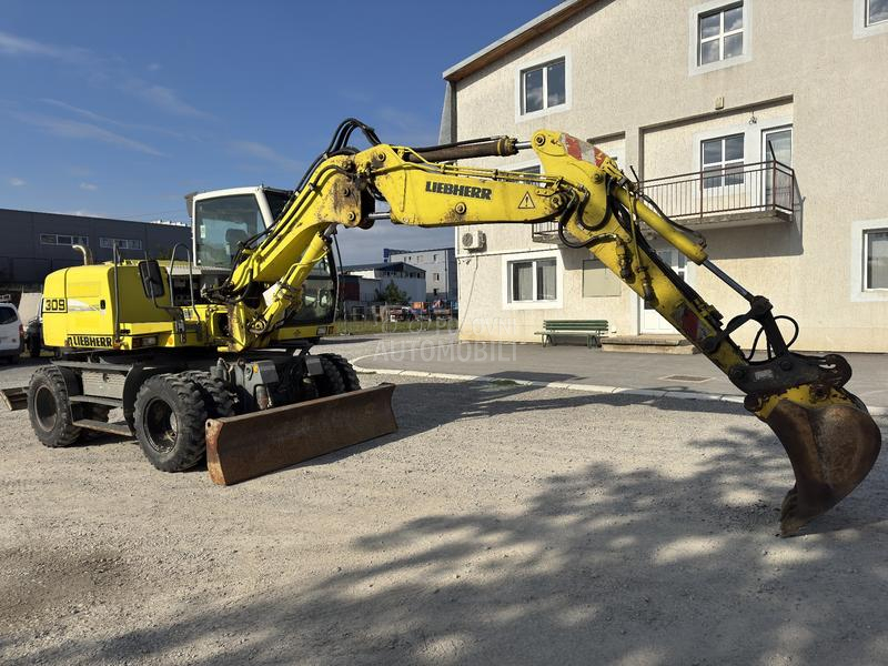Liebherr 309