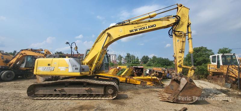 New Holland E265