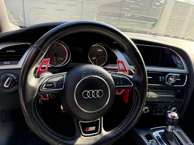 Audi S5 CH