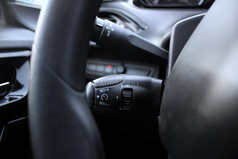 Peugeot 208 1.5 BlueHDI