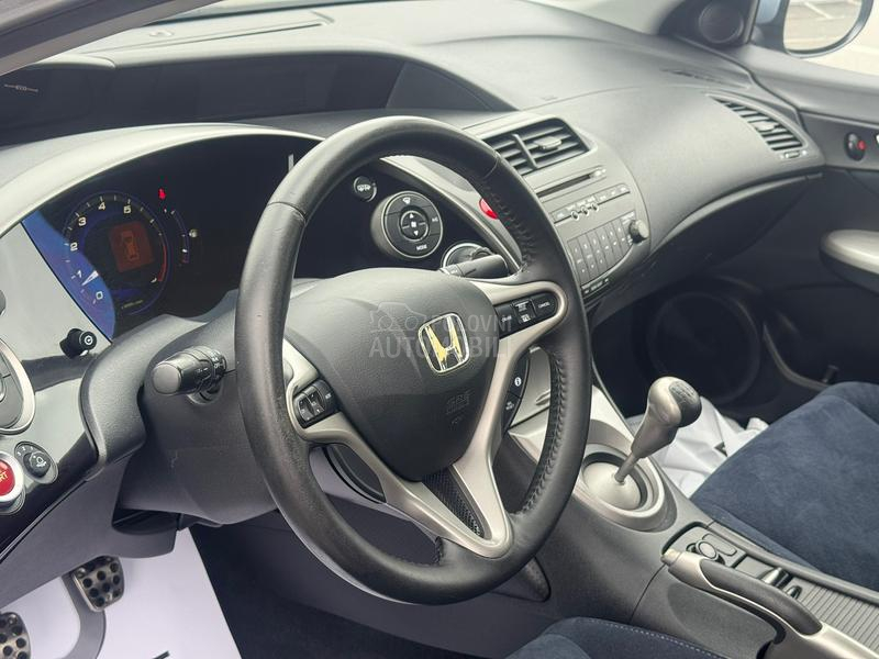 Honda Civic 1.8 i-VTEC