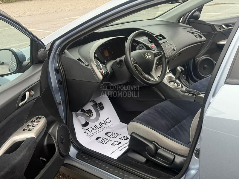 Honda Civic 1.8 i-VTEC