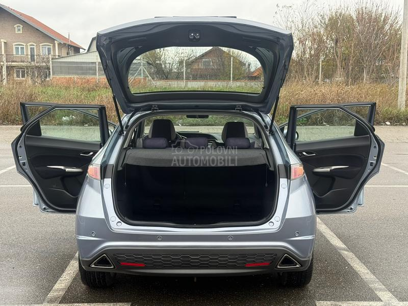 Honda Civic 1.8 i-VTEC