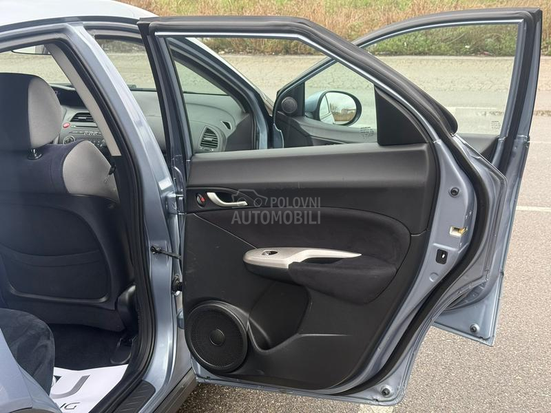 Honda Civic 1.8 i-VTEC