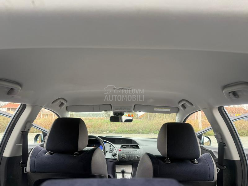 Honda Civic 1.8 i-VTEC