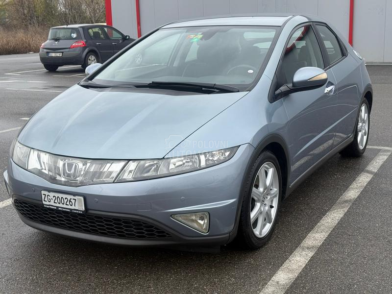 Honda Civic 1.8 i-VTEC