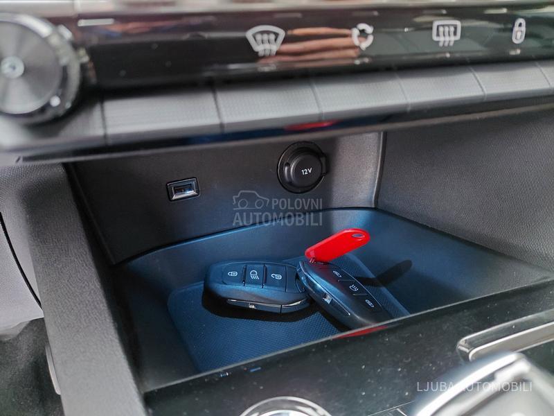 Peugeot 3008 1.5hdi ALLURE 8MM