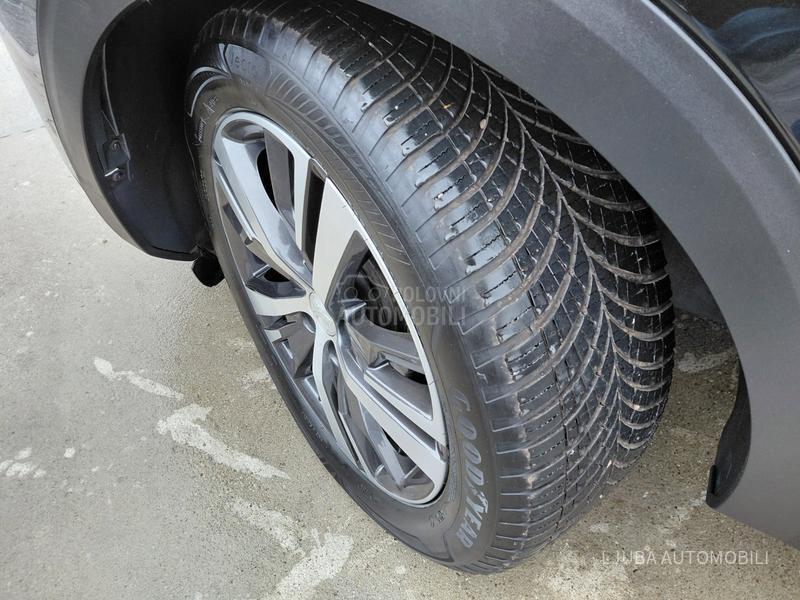 Peugeot 3008 1.5hdi ALLURE 8MM