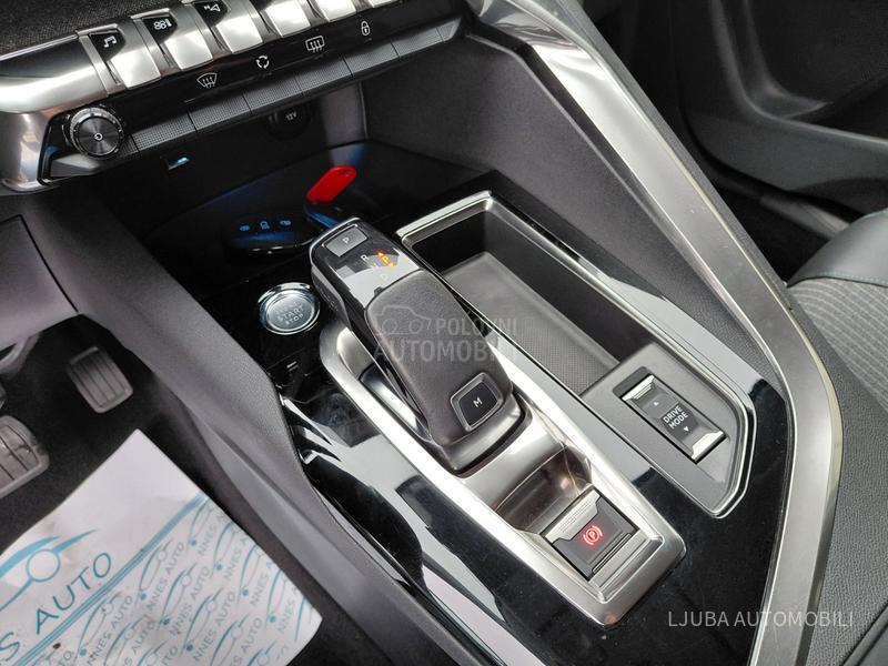 Peugeot 3008 1.5hdi ALLURE 8MM