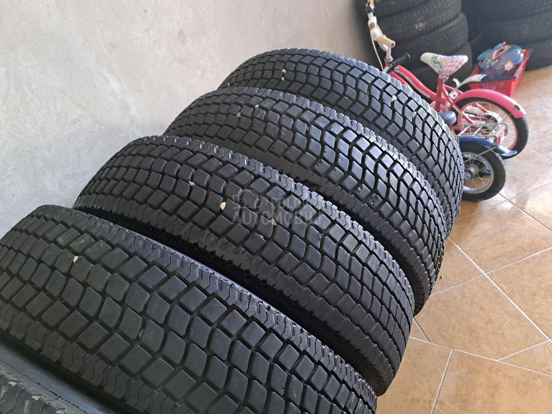 Michelin 275/80 R22.5 Sve sezone