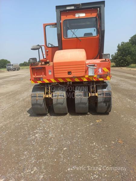 Dynapac CP 215 guma guma valjak