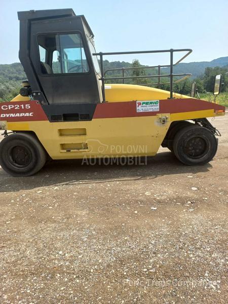 Dynapac CP 215 guma guma valjak