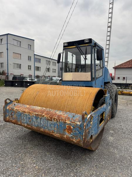 BOMAG BW 213