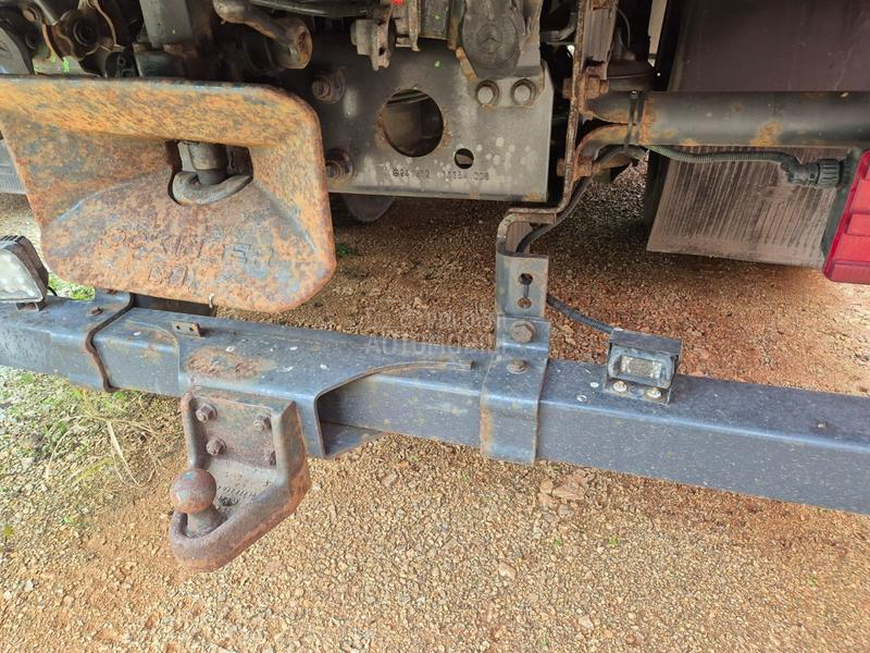 Mercedes Benz axor 1829