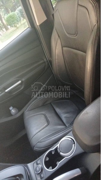 Ford Kuga 2.0TDCI TITANIUM