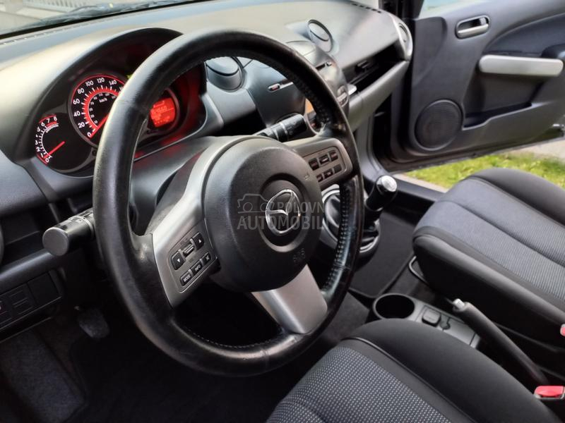Mazda 2 1.5 NOVA CH