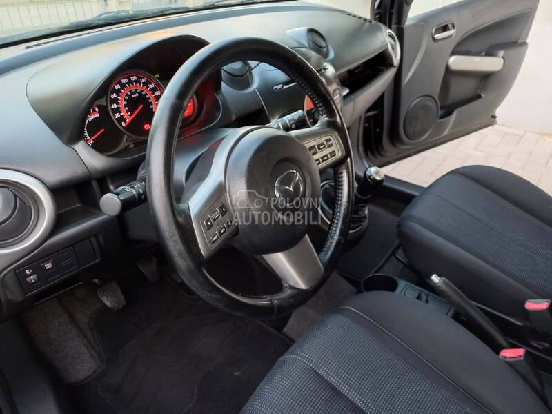 Mazda 2 1.5 NOVA CH