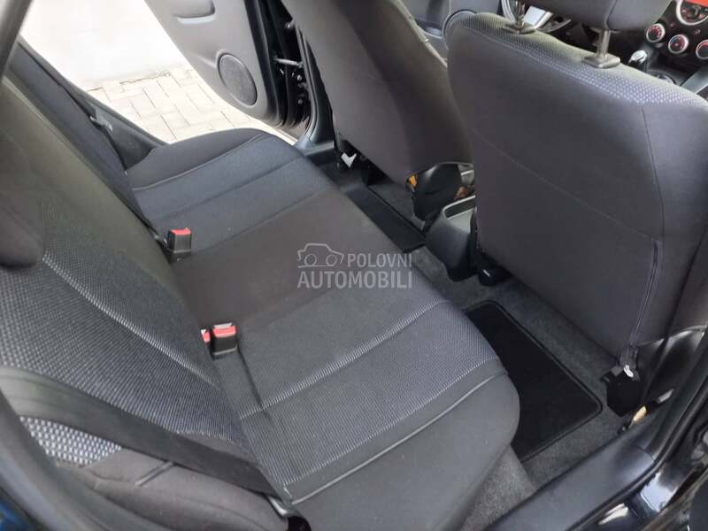 Mazda 2 1.5 NOVA CH