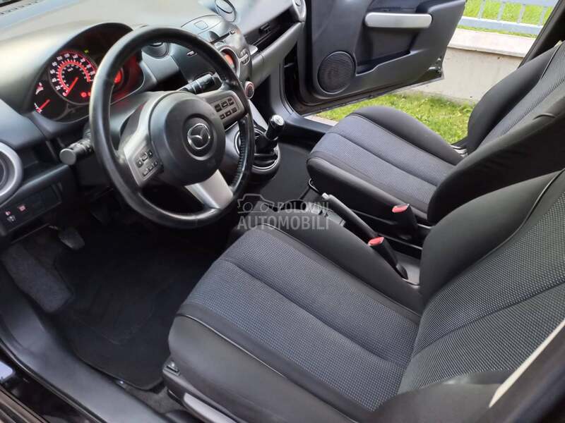Mazda 2 1.5 NOVA CH