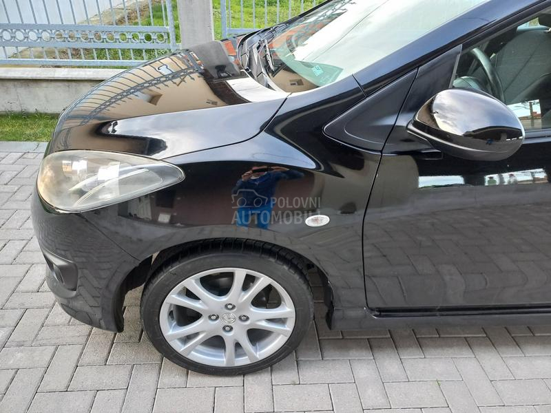 Mazda 2 1.5 NOVA CH